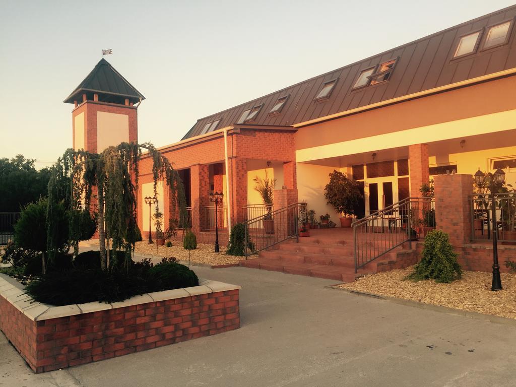 Guest House Hodus Vydrany Dış mekan fotoğraf